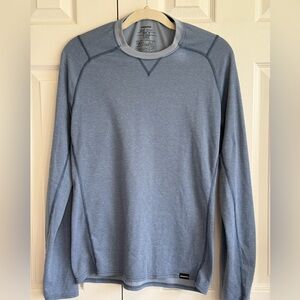 Patagonia - polartec, Capiline, lightweight Blue Long Sleeve Undershirt. M